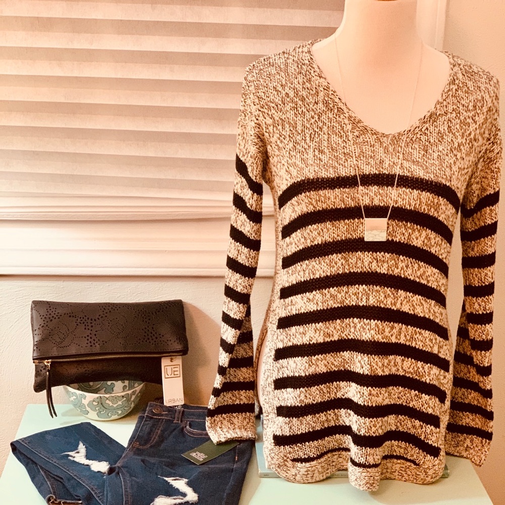 FRANCESCA’S Alya Grey & Black striped knit sweater
